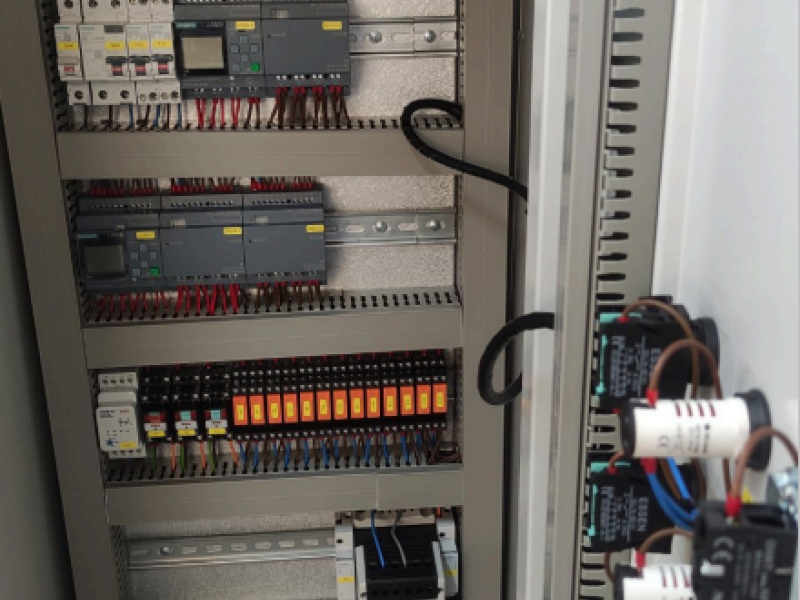 Construction of electrical pump panel with Siemens logic controllers